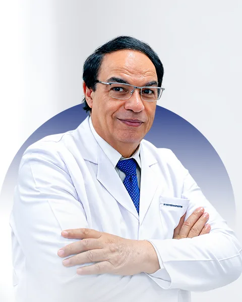 د. عبد الله عبد الستار، أخصائي الأمراض الباطنية